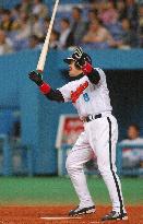 Nakamura hits solo homer